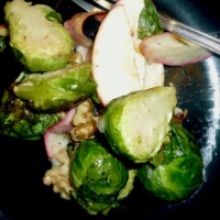 Christmas is here early! Easy-peasy roasted brussels sprouts and apples
